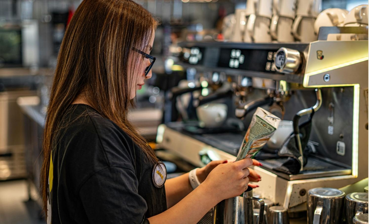 Atlantic Canada PR for Retail, Food Service & Hospitality What’s PR‑Eligible and Employers That Sponsor